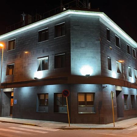 Hotel Sant Celoni Buitenkant foto