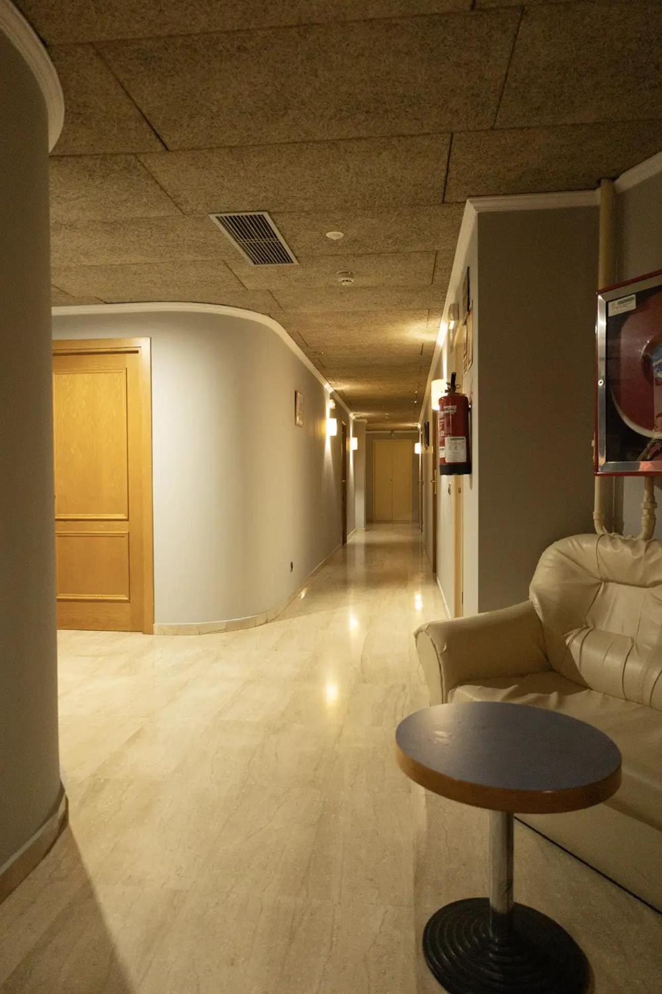 Hotel Sant Celoni Buitenkant foto